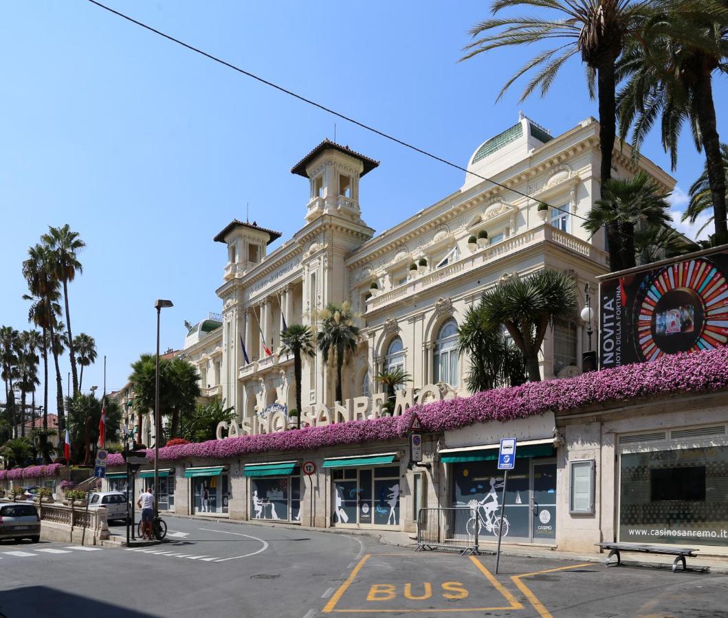 La Casa Del Sole Sanremo Apartment Exterior photo