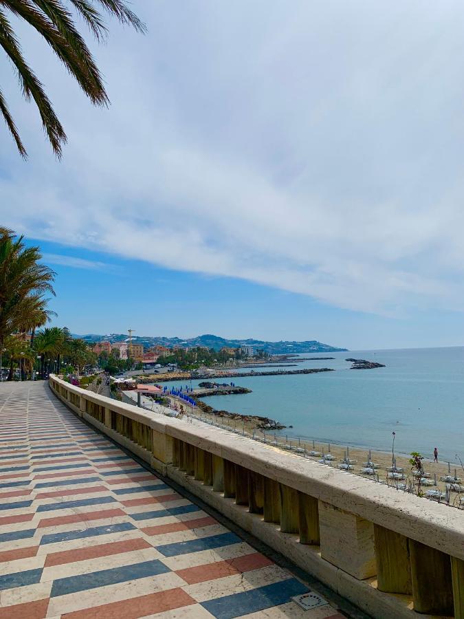 La Casa Del Sole Sanremo Apartment Exterior photo