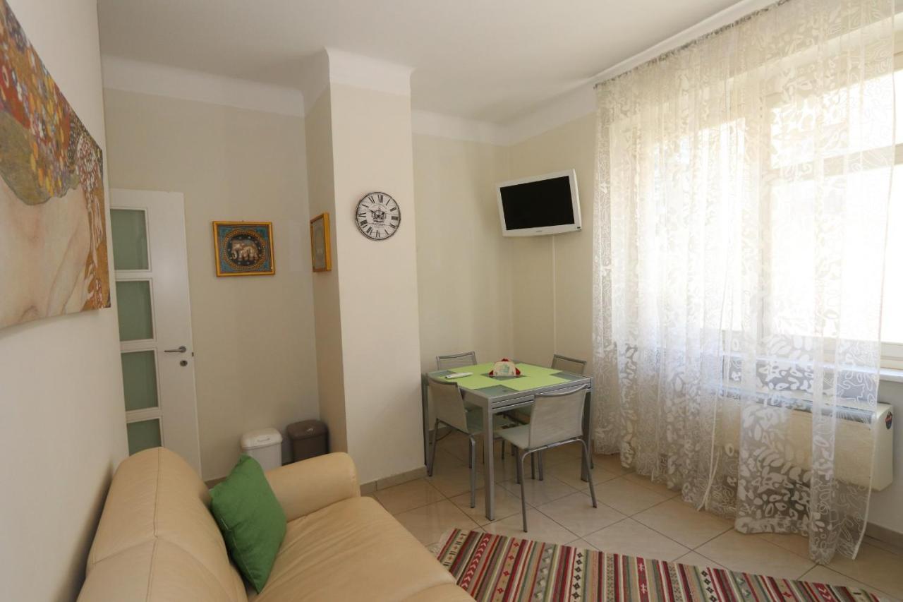 La Casa Del Sole Sanremo Apartment Exterior photo